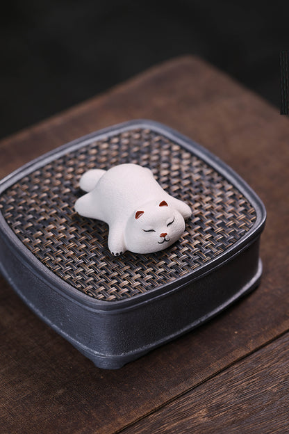 慵懒猫 — 宜兴紫砂茶宠