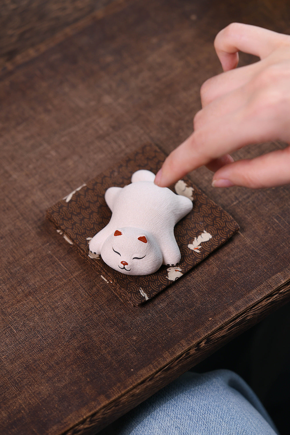 慵懒猫 — 宜兴紫砂茶宠