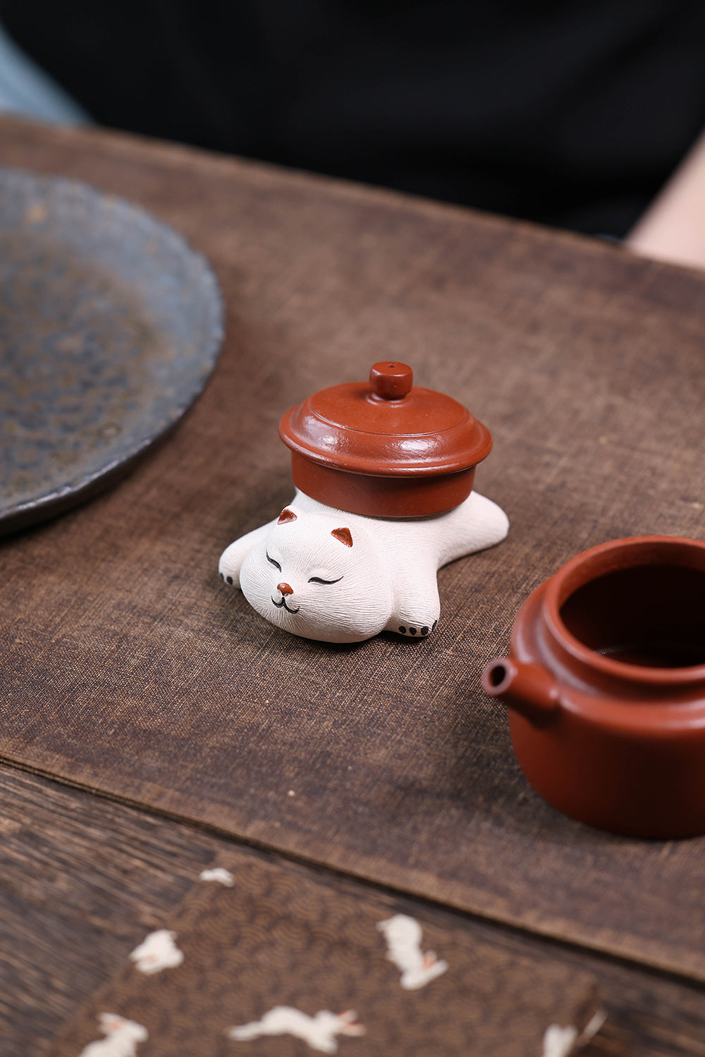 慵懒猫 — 宜兴紫砂茶宠