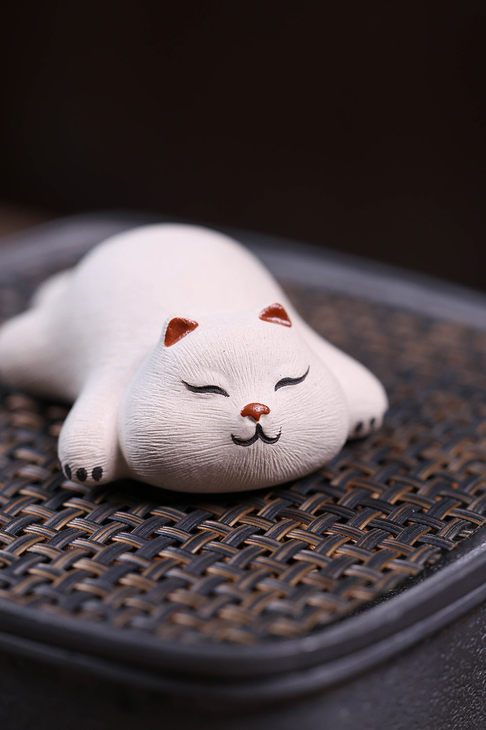 慵懒猫 — 宜兴紫砂茶宠